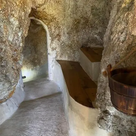 La Corte Di Narnia - *